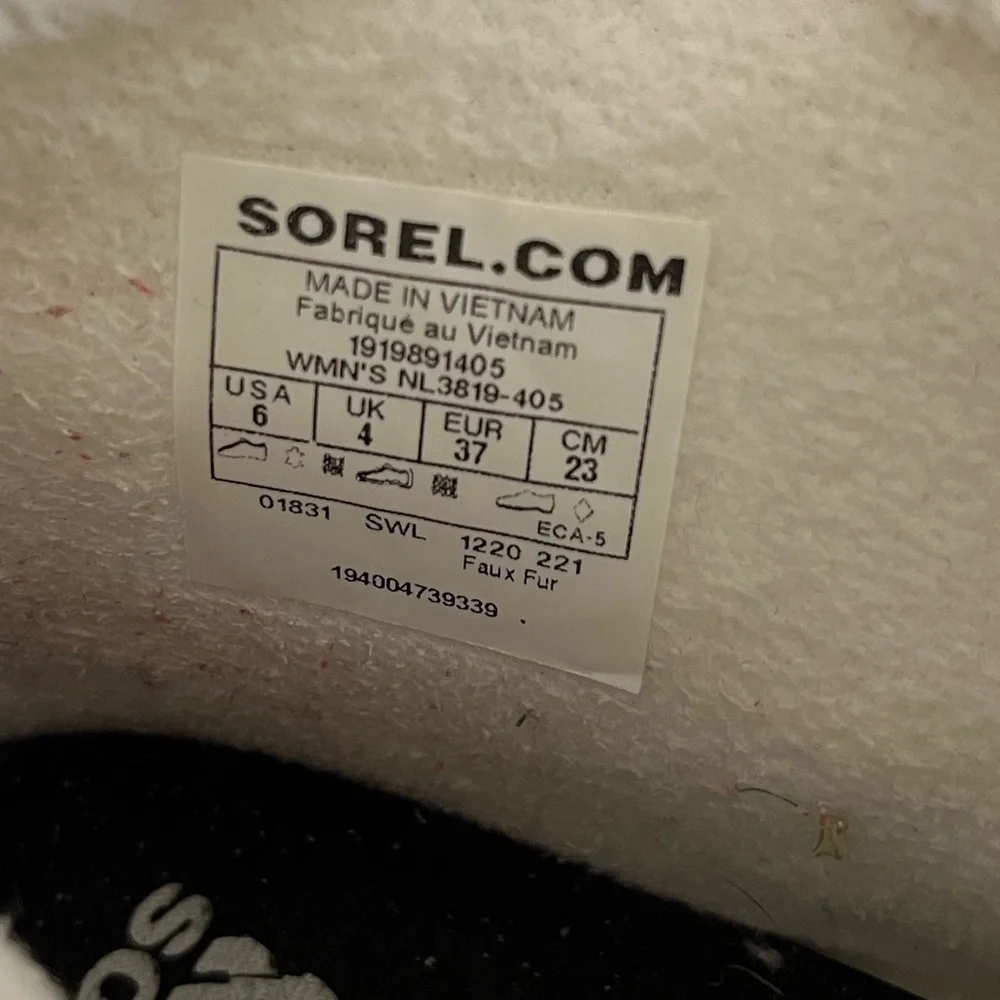 Sorel Whitney II Flurry Waterproof Boots Women's Size 6